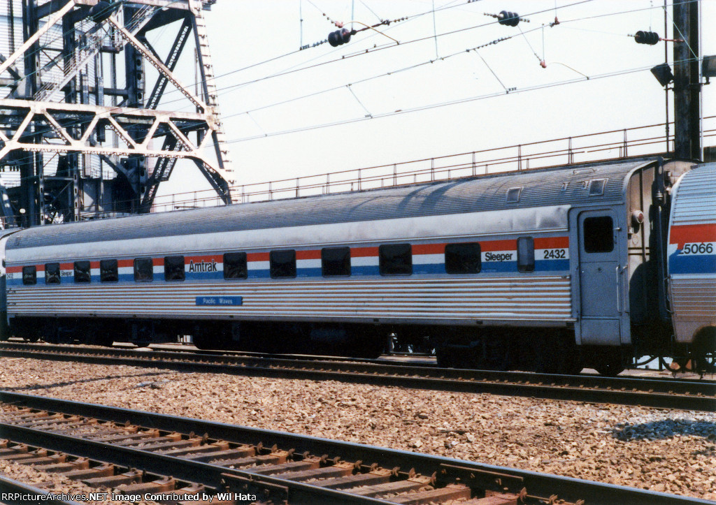 Amtrak 10-6 Sleeper 2432 "Pacific Waves"